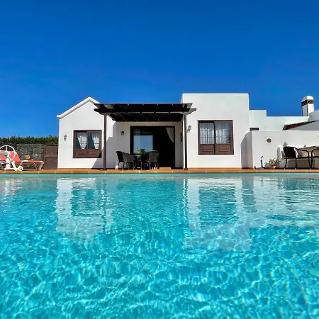 Pilar 플라야블랑카